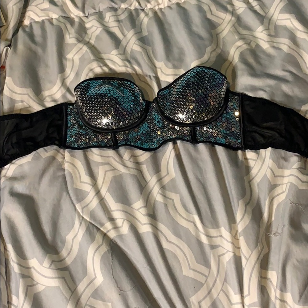 Bralette or bra